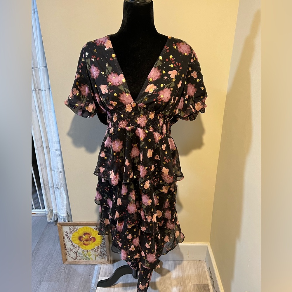 Retro stage class floral dress, gold detail